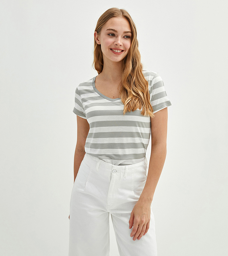 V Neck Striped Short Sleeve T-Shirt