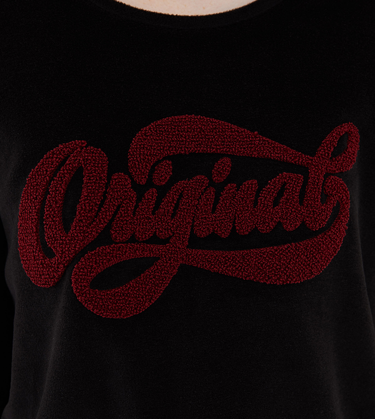 Dream Crew Neck Embroidered Velvet Pajamas Set