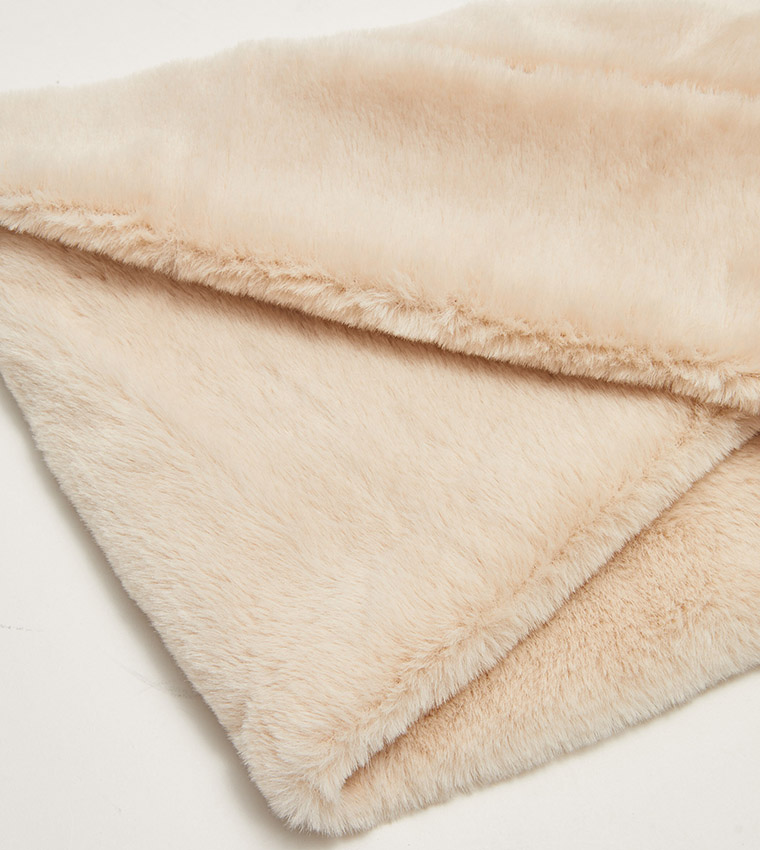 Buy LC Waikiki Christmas Themed Girl Plush Neck Collar In Beige ...