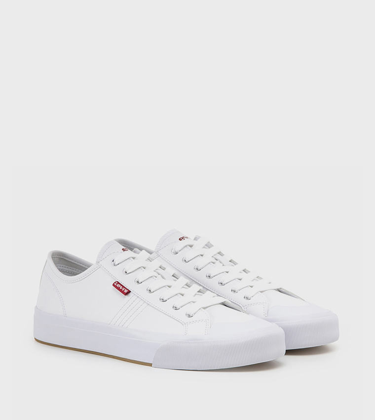 White levi's hot sale canvas shoes