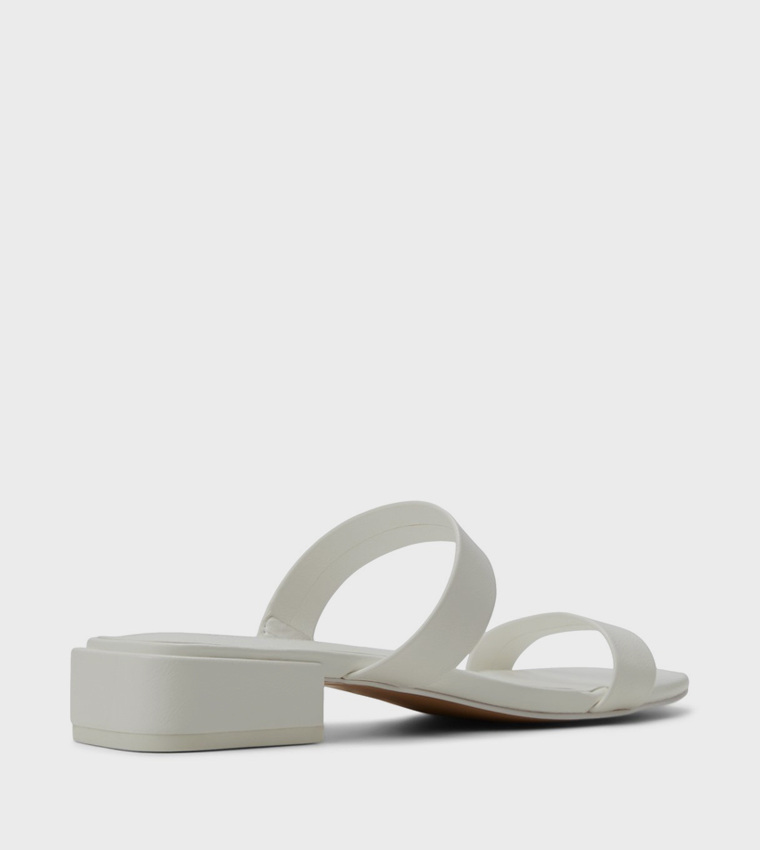 LEAAH Solid Low Heel Sandals
