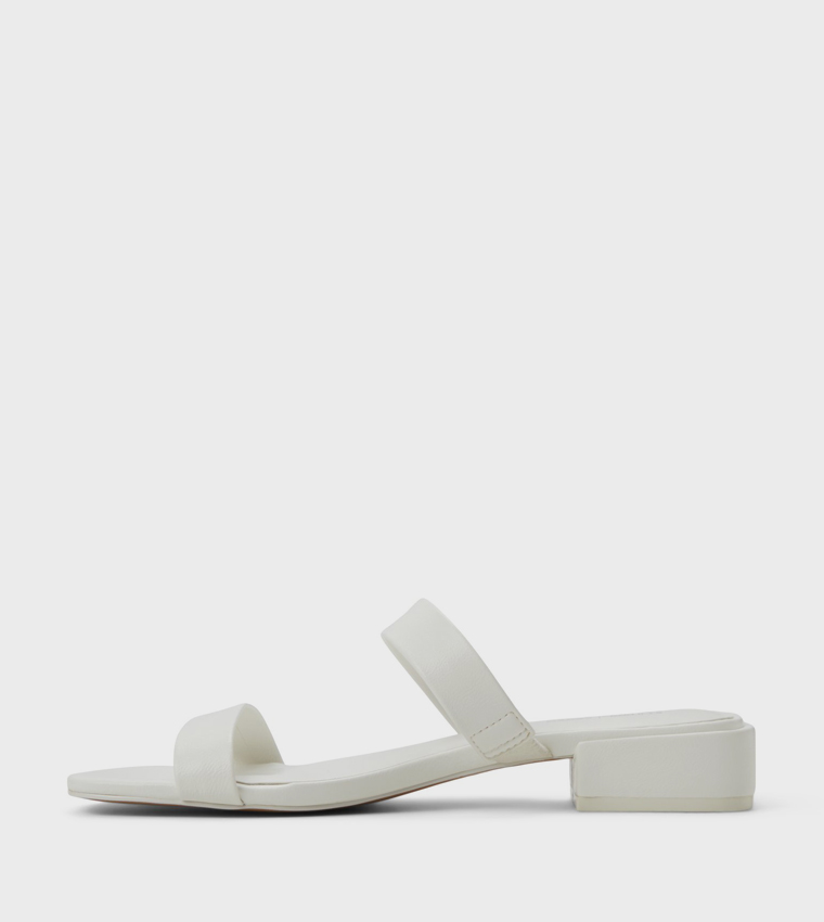 LEAAH Solid Low Heel Sandals