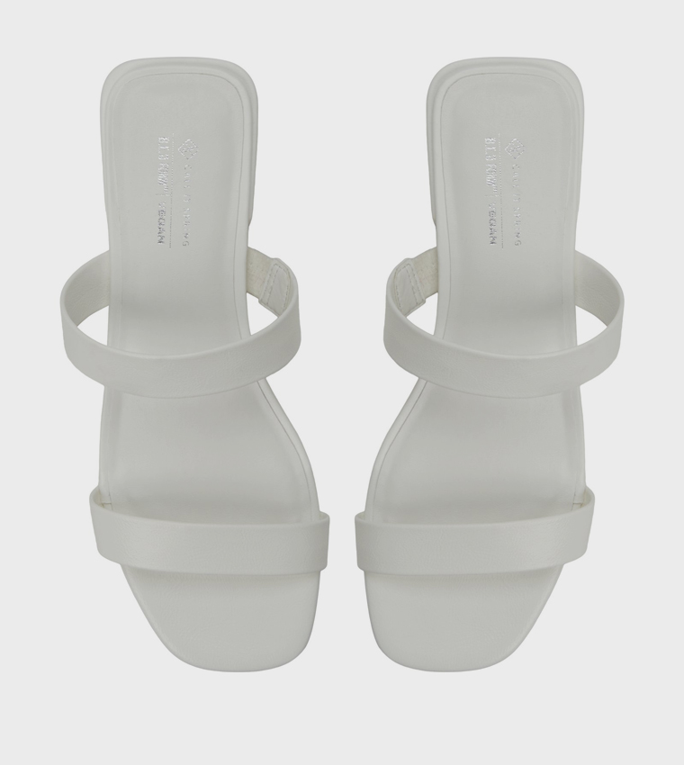LEAAH Solid Low Heel Sandals