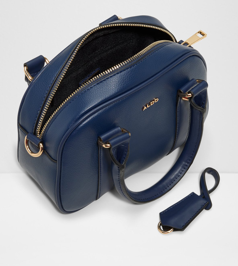 LEANIE Textured Handheld Bag