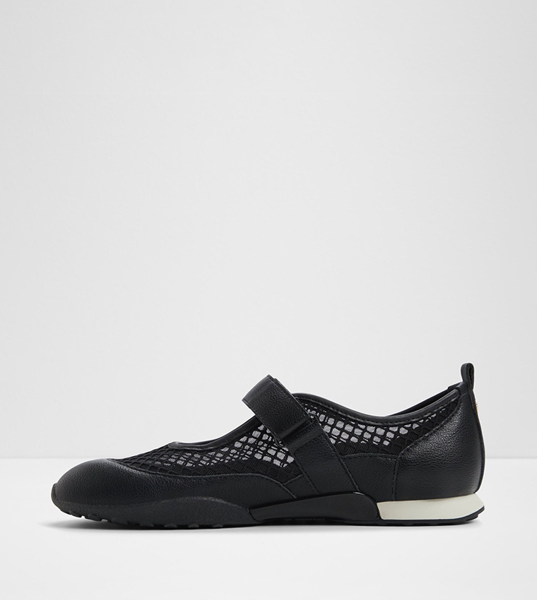LEGALITRAM Mesh Velcro Closure Flat Shoes