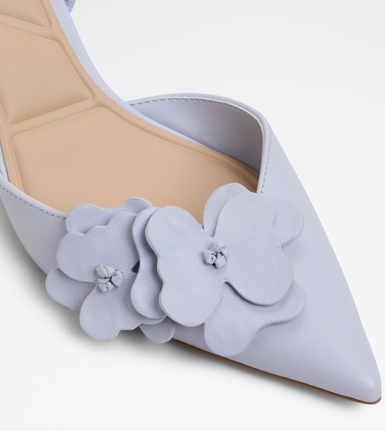 LEILANIA Floral Applique Mule Pumps