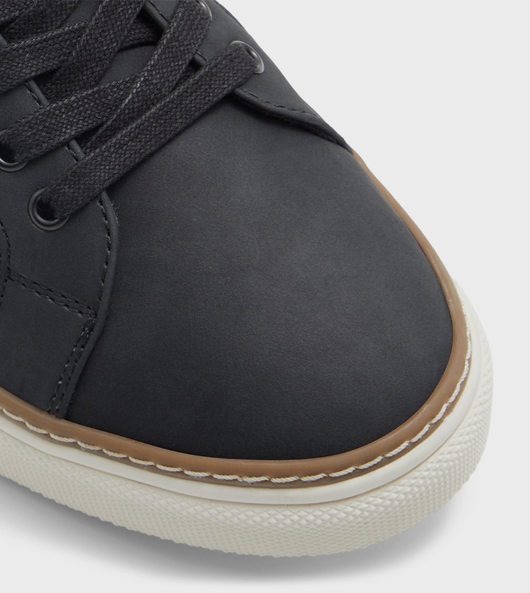 LOFTUS Round Toe Lace-Up Sneakers