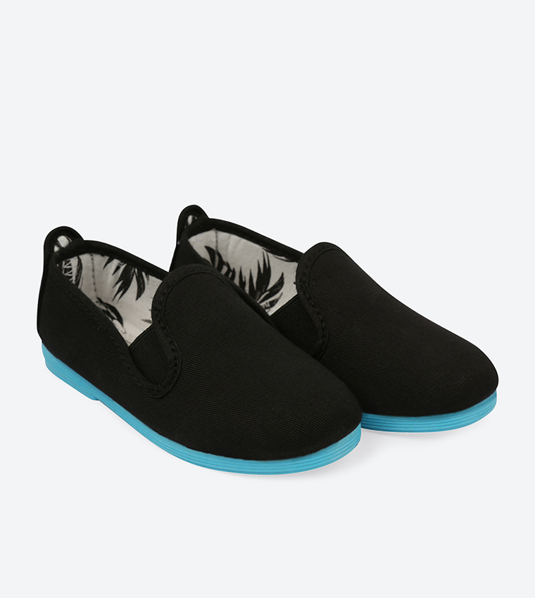 Luna Slip-Ons - Black