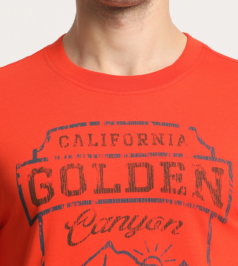 تيشيرت بطبعة جولدن كانيون