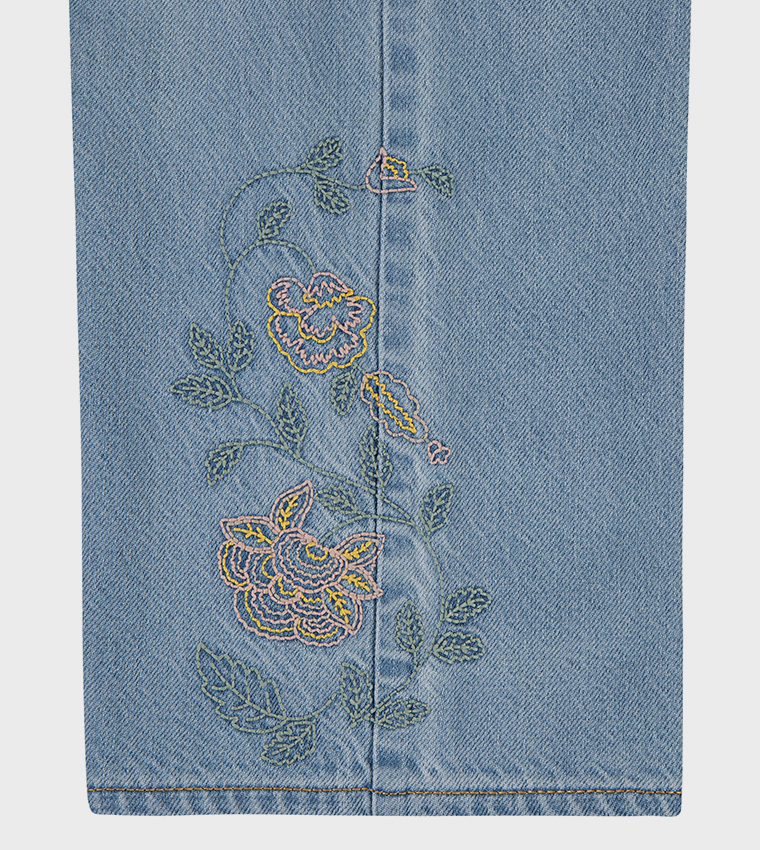 Beltless Embroidered Baggy Jeans
