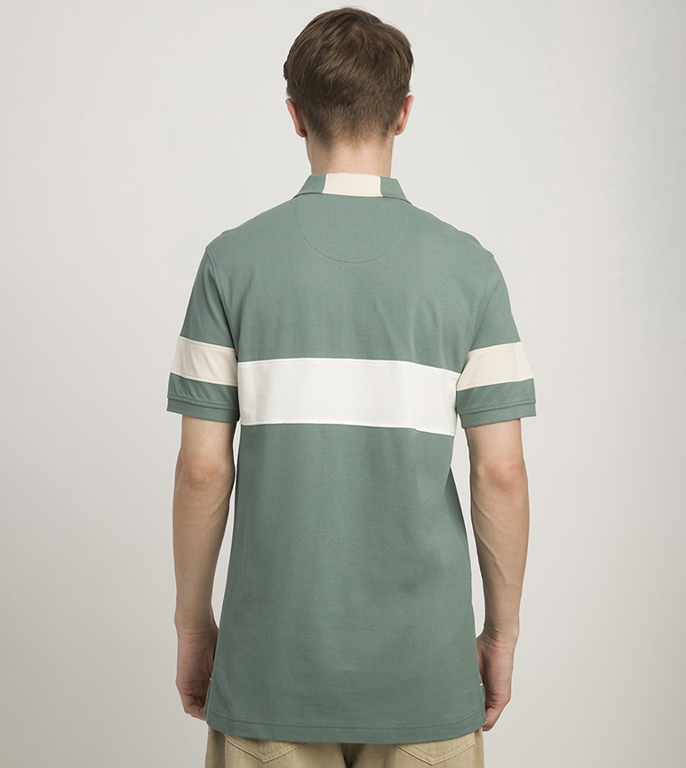 تيشيرت بولو بأكمام قصيرة 