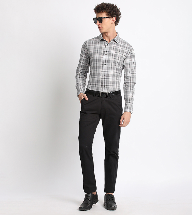 قميص كاروهات بأكمام قصيرة