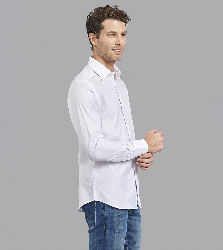 قميص جاكارد ضيق منقط