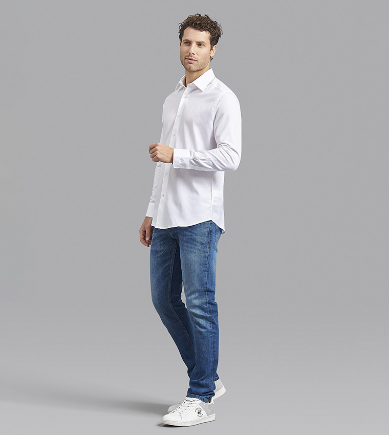 قميص جاكارد ضيق منقط