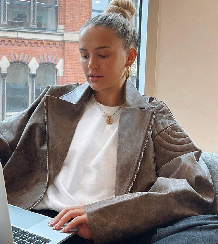 جاكيت بايكر واسع جلد صناعي 