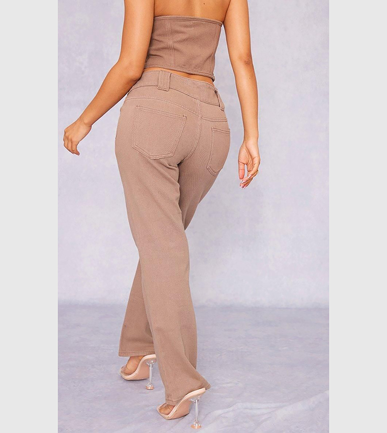 Petite Washed Straight Fit Jeans