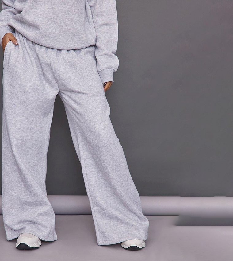 Petite Solid Super Wide Leg Sweatpants