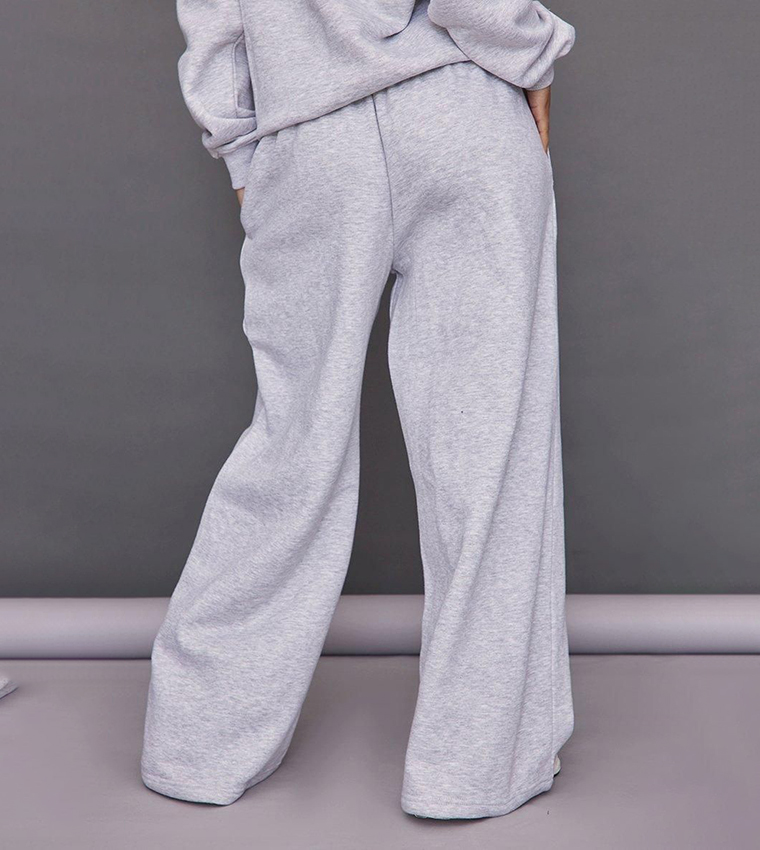 Petite Solid Super Wide Leg Sweatpants