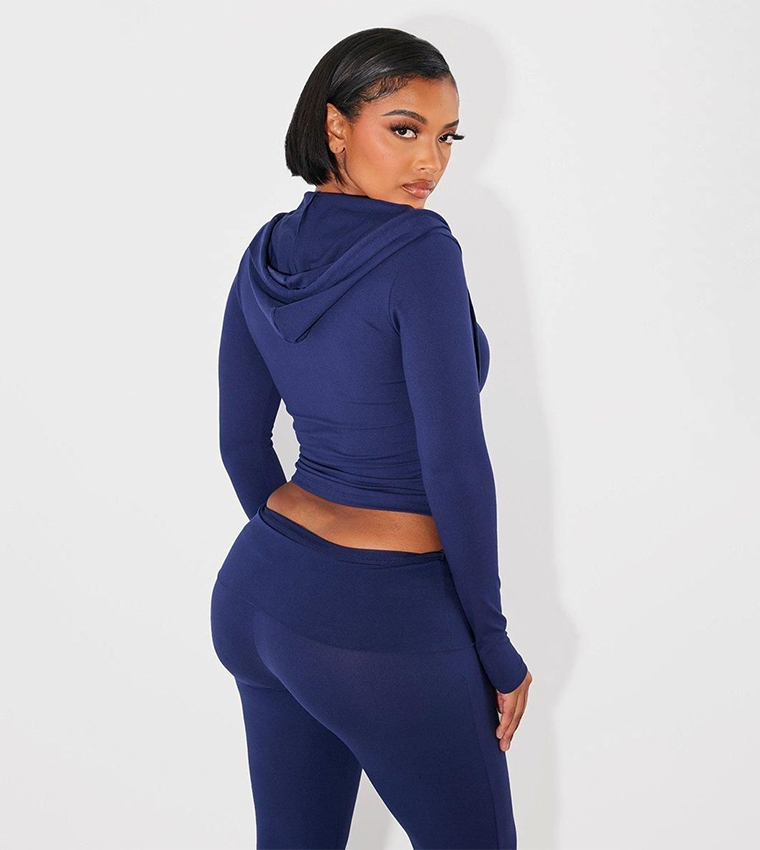 جاكيت رياضي بهودي وسحاب 