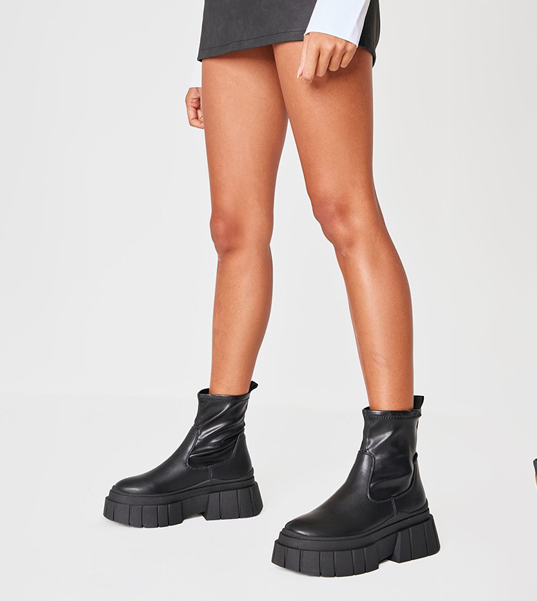 Buy PrettyLittleThing Matte Round Toe Chunky Sole Chelsea Boots In