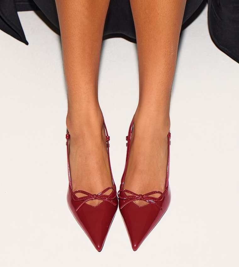 Patent PU Point Toe Bow Detail Pumps