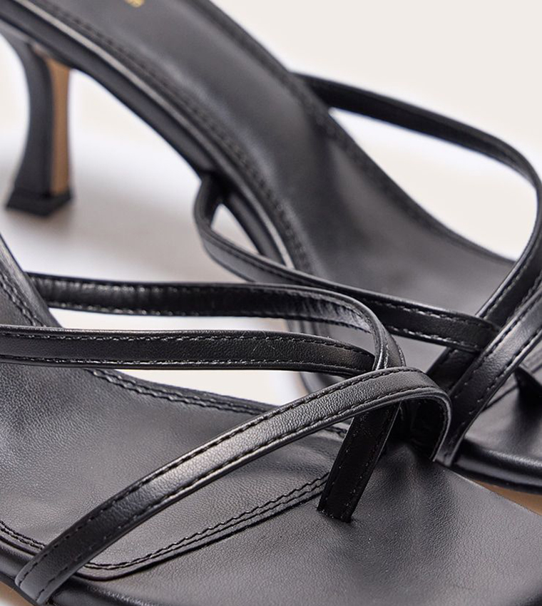 PU Square Toe Strappy Toe Thong Heel Sandals