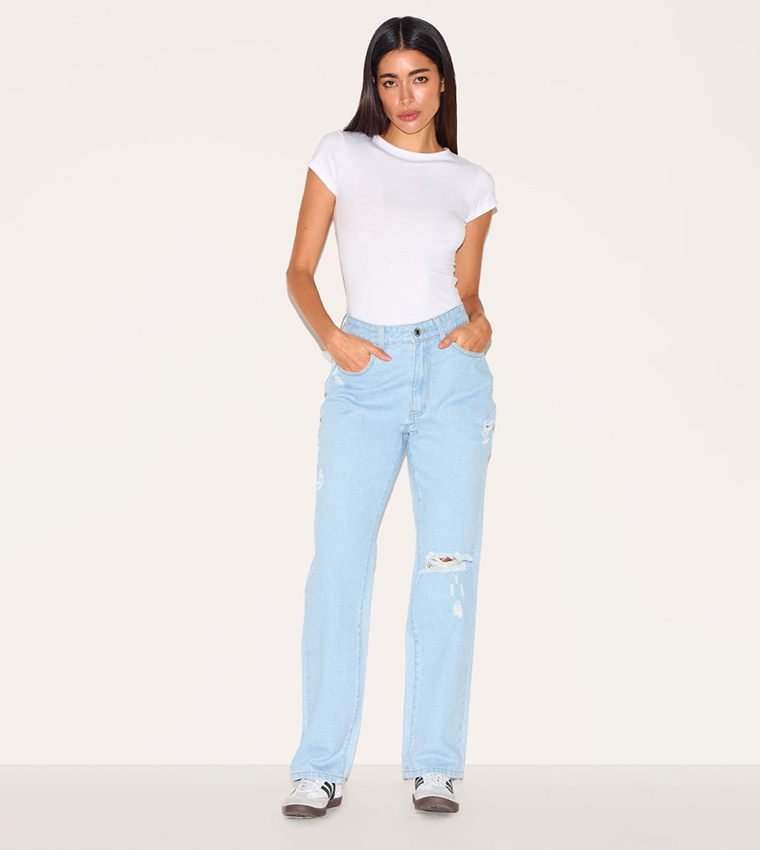 Wash Distressed High Rise Straight Fit Jeans