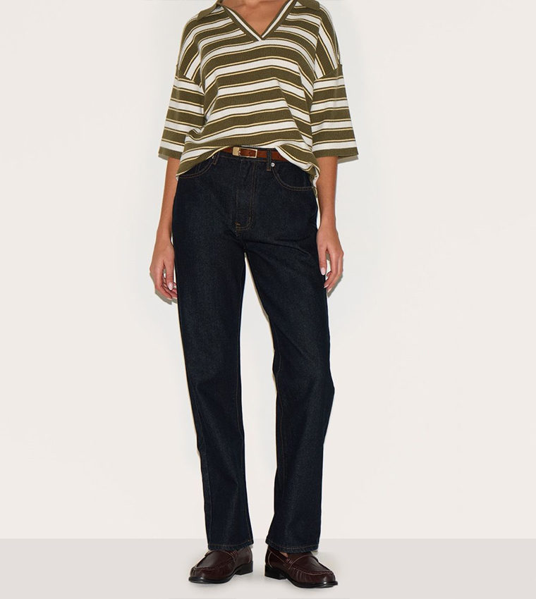 Washed High Waist Straight Fit Jeans