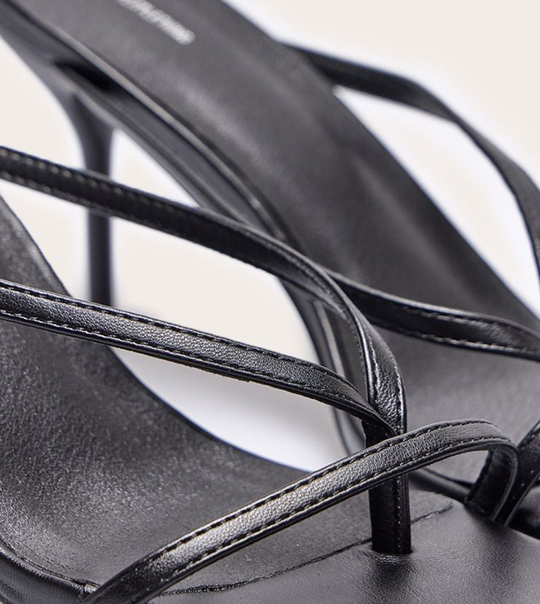 Round Toe Thong High Stiletto Heeled Sandals