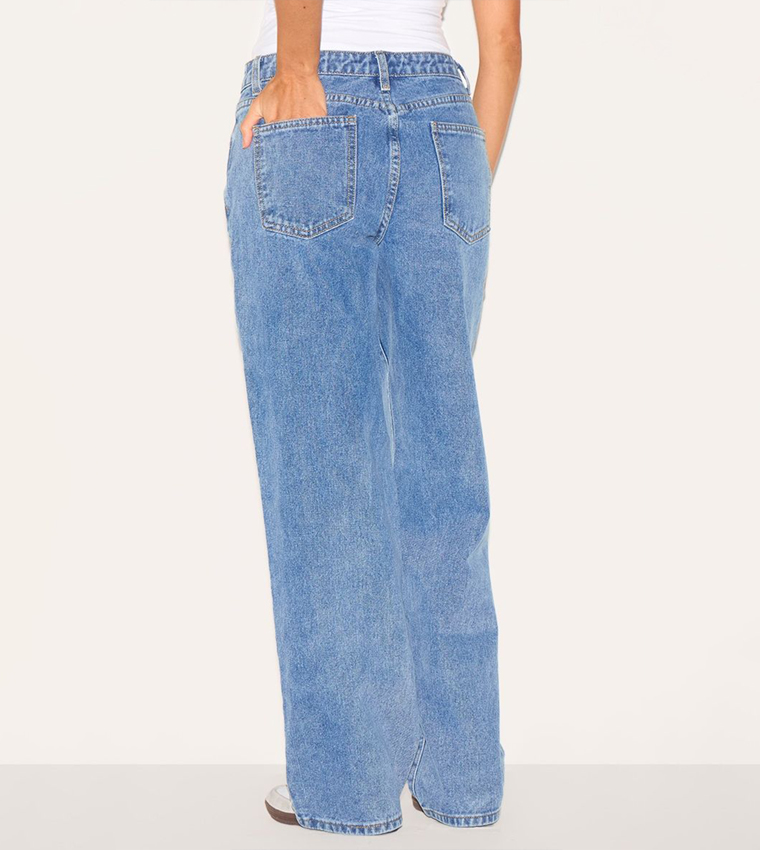 Wash Mid Rise Straight Fit Jeans