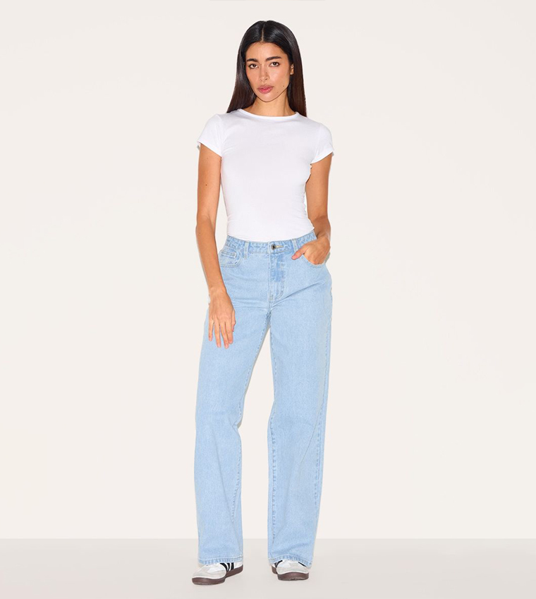 Washed Mid Rise Straight Fit Jeans