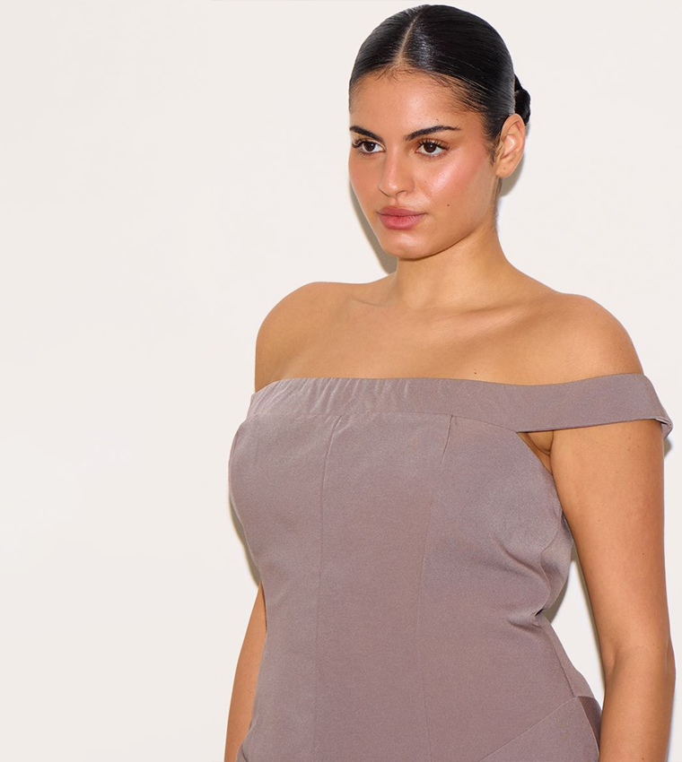 Curve Structured Bardot V Waist Maxi Dress