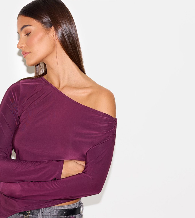 Soft Touch Asymmetric Ruched Long Sleeves Crop Top