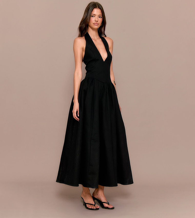 فستان ميداكسي بياقة هالتر