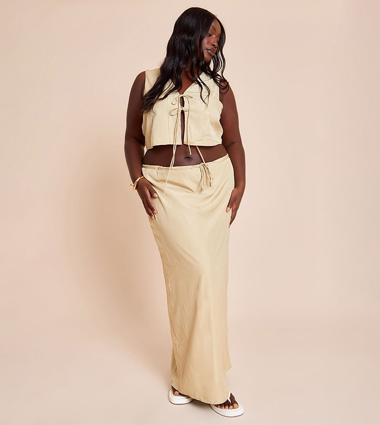Curve Textured Tie Detail Vest