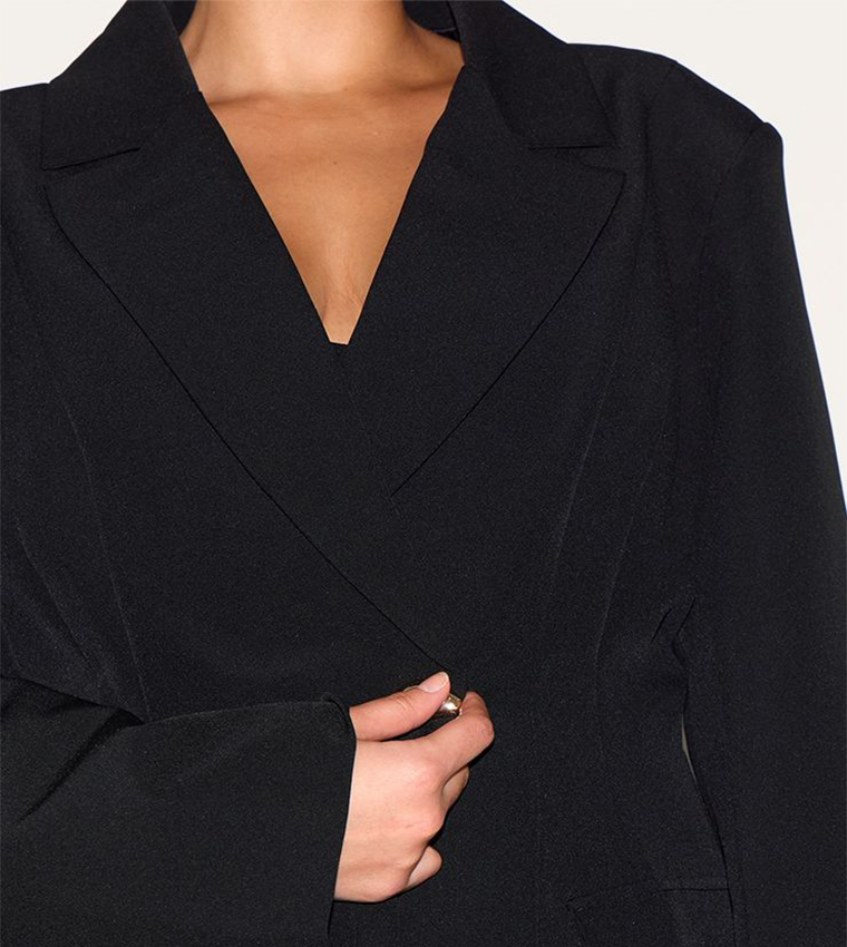 Curve Cinched Waist Lapel Point Detail Blazer