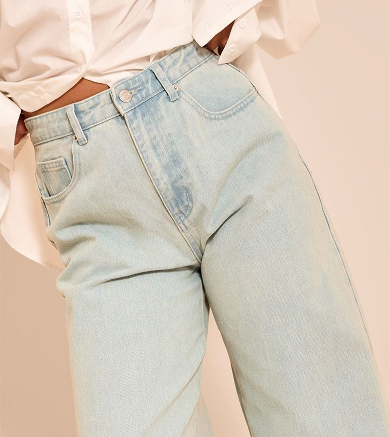 Vintage Wash High Rise Split Hem Boyfriend Fit Jeans