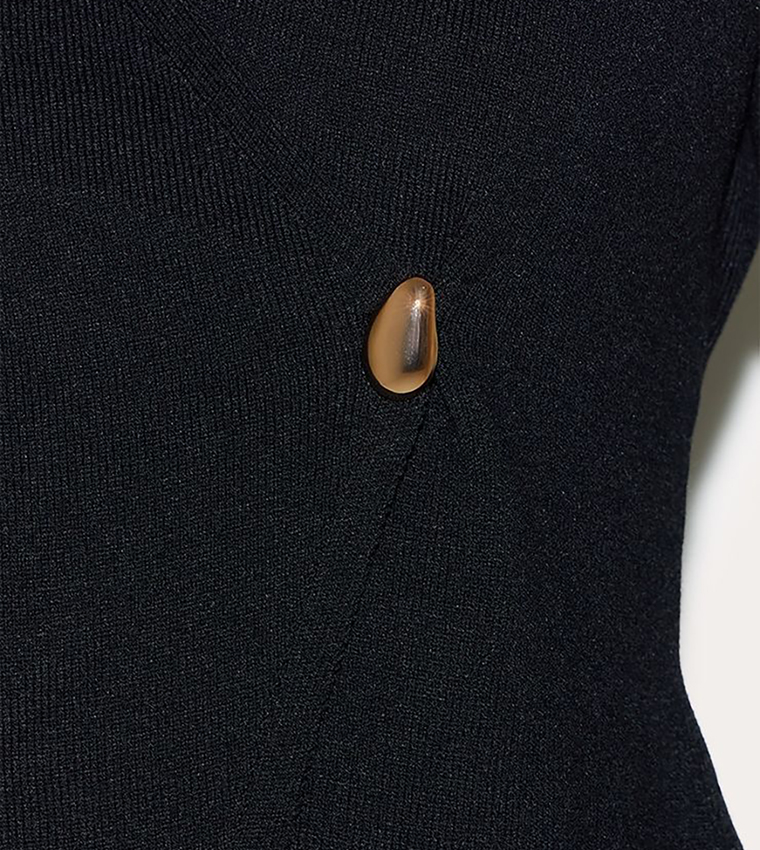 Asymmetric Compact Knitted Cardigan