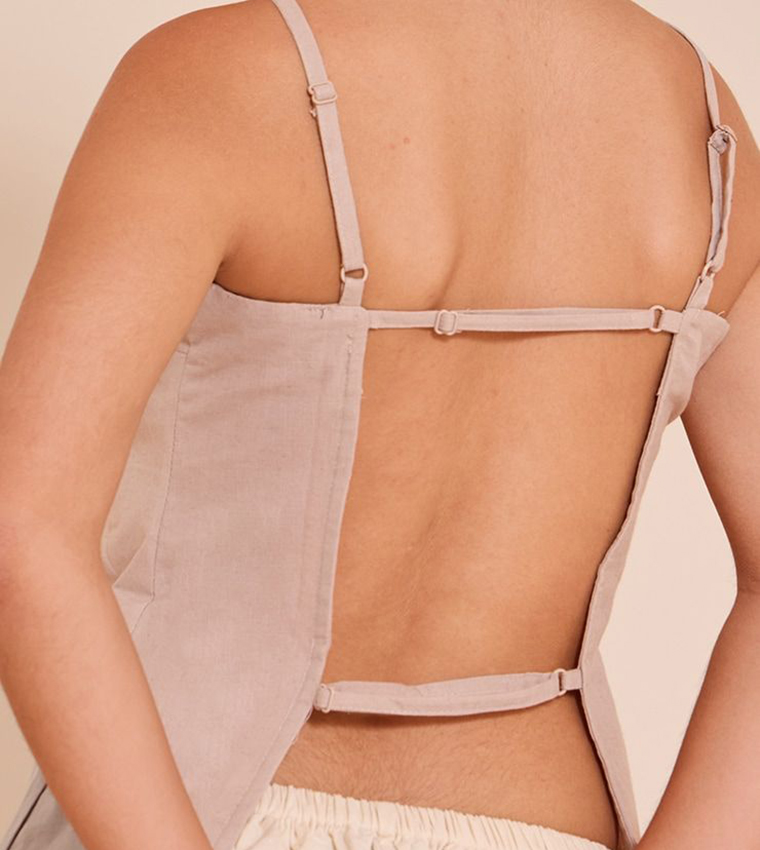 Linen Blend Back Detail Sleeveless Top