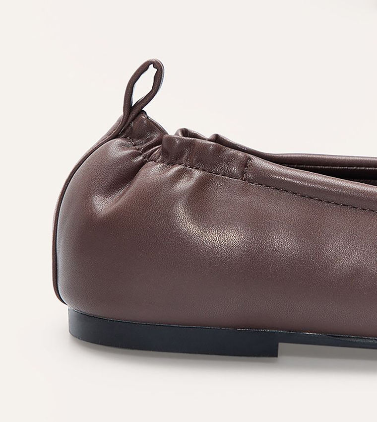 PU Square Toe Ballet Flats