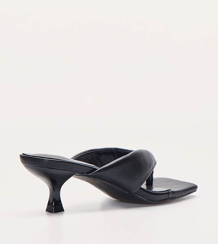 Black PU Toe Thong Square Toe Heeled Sandals