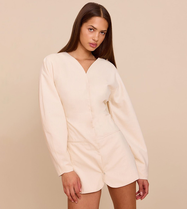 فستان ميني بليزر بلا ياقة بكم بالون 