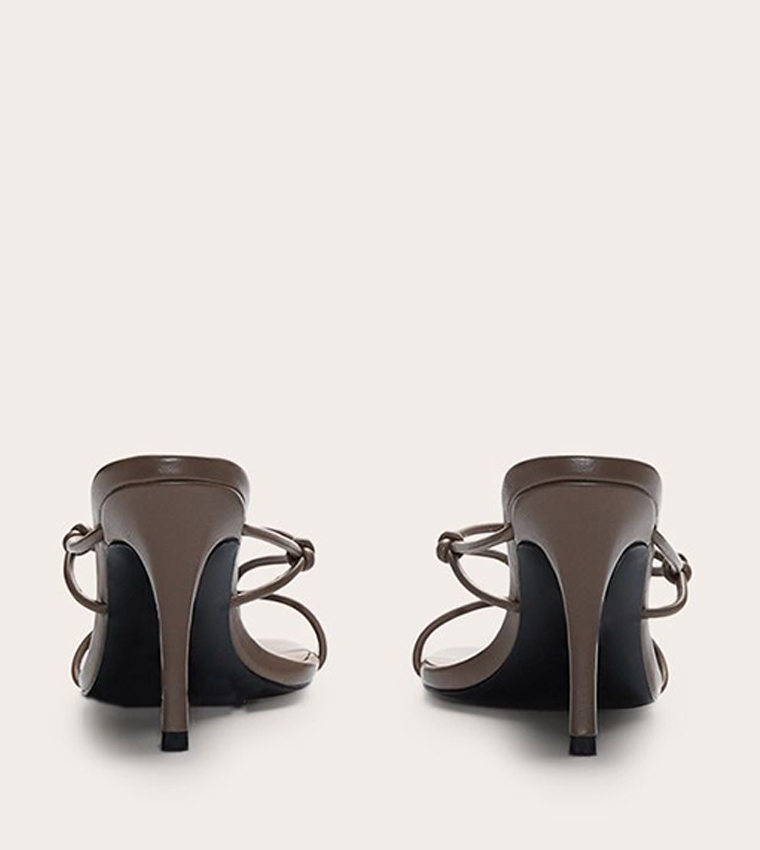PU Square Toe Thong Knotted Heel Sandals