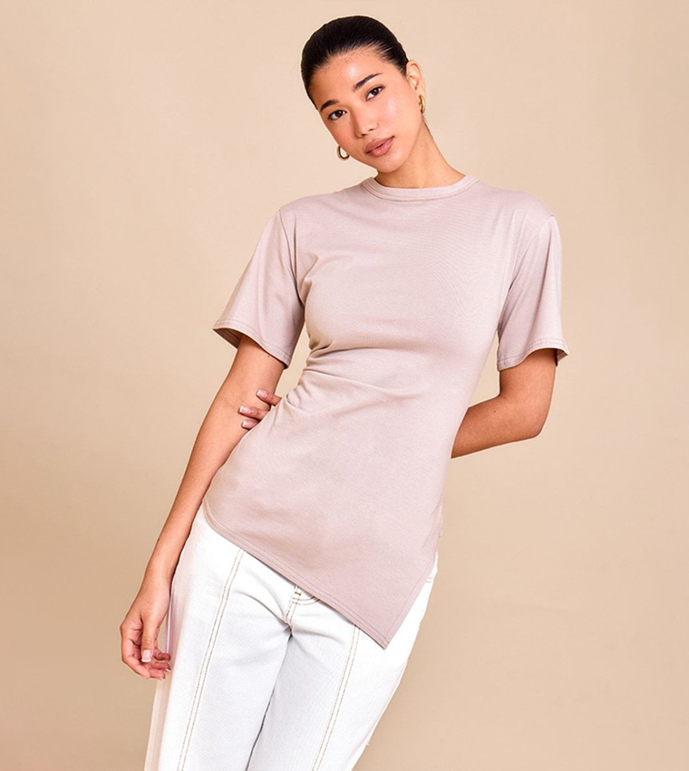Ruched Side Asymmetric Hem T-Shirt