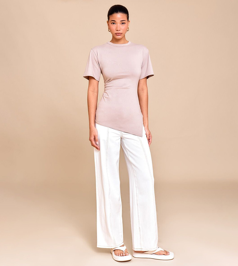Ruched Side Asymmetric Hem T-Shirt