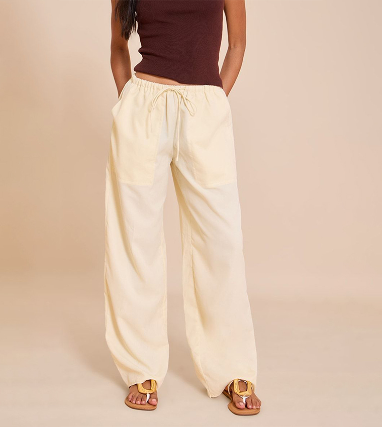 Drawstring Waist Low Rise Relaxed Fit Trousers