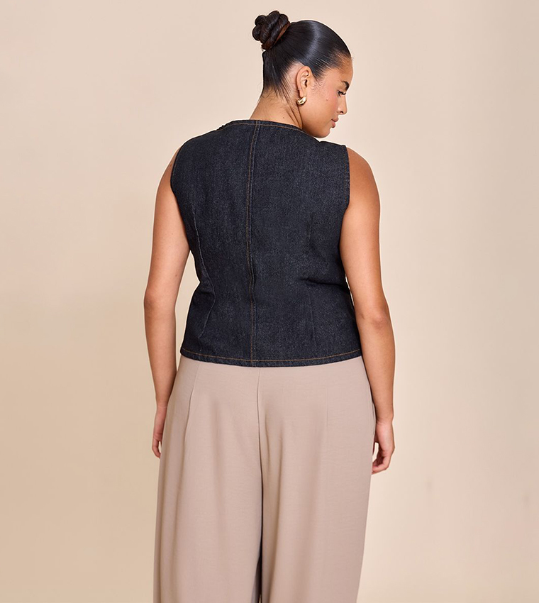 توب جينز مغسول بدون كم بسحاب للمقاسات الكبيرة 