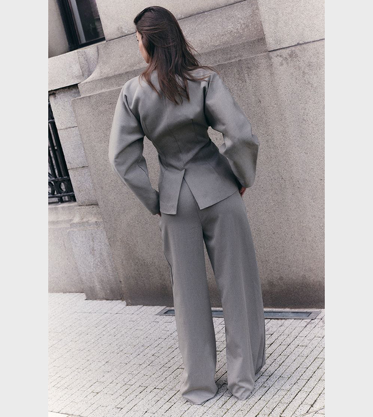Premium Woven Tailored Collarless Blazer