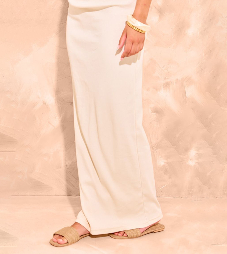 Ribbed Mid Rise Maxi Skirt