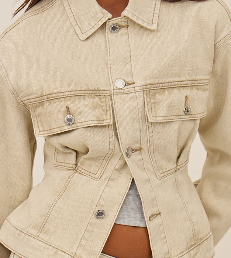 جاكيت جينز بكسرات 